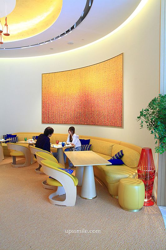 LV大阪御堂筋旗艦店 Le Café V全球首家咖啡廳，化身絕美白色船帆，青木淳操刀設計大阪咖啡廳