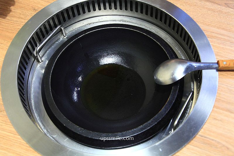 金川石頭火鍋永和竹林店，小紅莓石頭火鍋創始人二代新品牌，永和宵夜美食