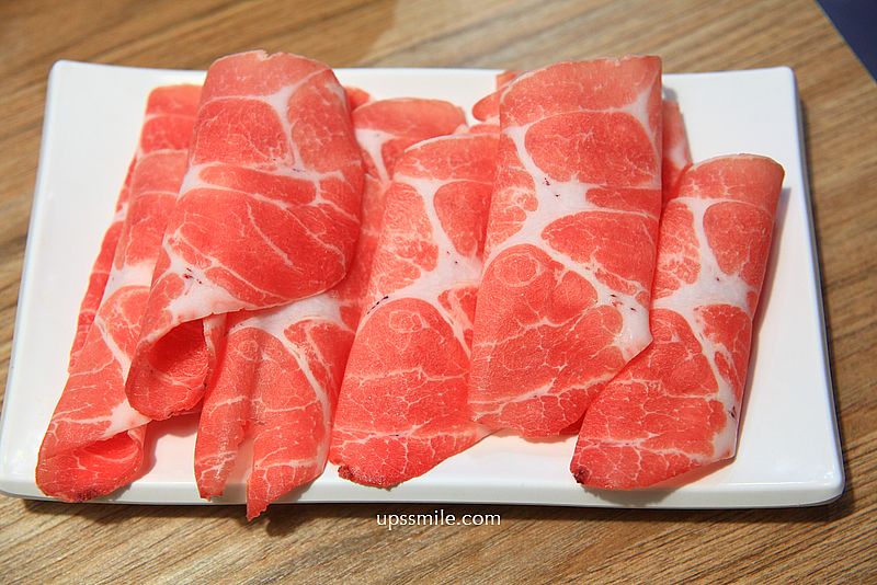 金川石頭火鍋永和竹林店，小紅莓石頭火鍋創始人二代新品牌，永和宵夜美食