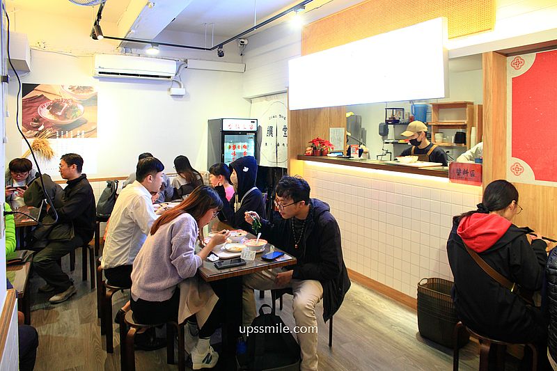 饌堂黑金滷肉飯雙連店，台北文青風滷肉飯專賣店，雙連站黑金滷肉飯