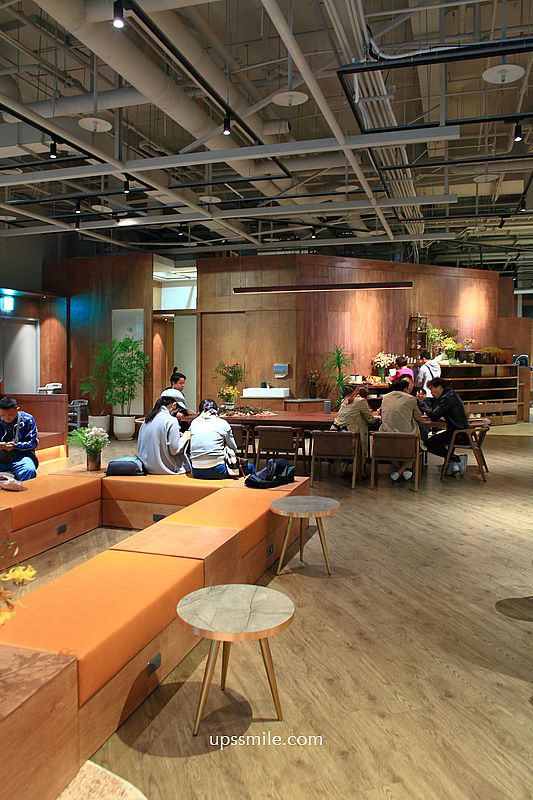 White Mist白霧時光新板傑仕堡門市，路易莎旗下新品牌，200坪複合式空間不限時早午餐咖啡廳