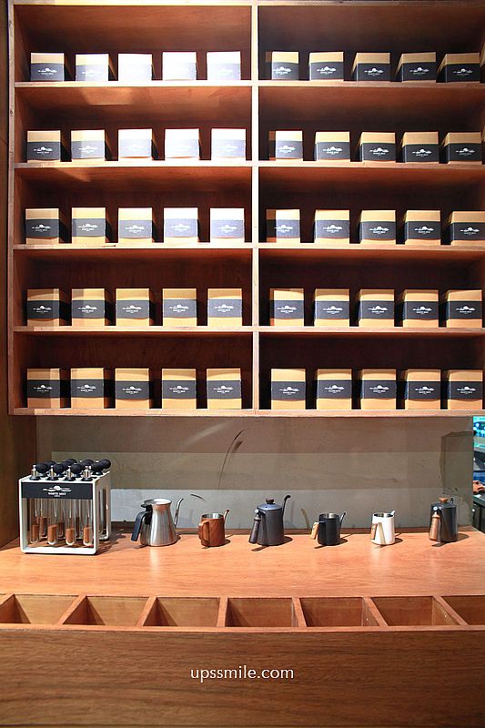 White Mist白霧時光新板傑仕堡門市，路易莎旗下新品牌，200坪複合式空間不限時早午餐咖啡廳