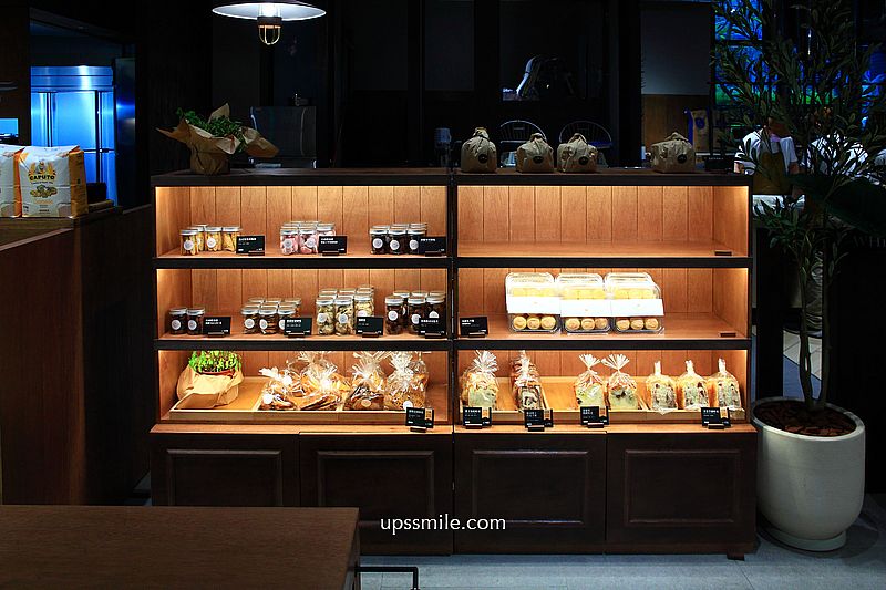 White Mist白霧時光新板傑仕堡門市，路易莎旗下新品牌，200坪複合式空間不限時早午餐咖啡廳