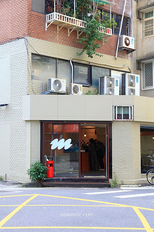 222 Taipei 咖啡，台北早午餐咖啡廳，2026新開幕捷運中山國中站自家烘焙咖啡廳