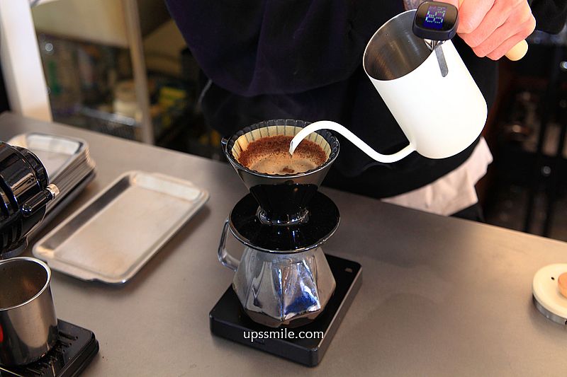 222 Taipei 咖啡，台北早午餐咖啡廳，2026新開幕捷運中山國中站自家烘焙咖啡廳