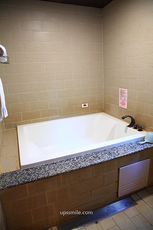 北投【美代溫泉飯店】，北投平價溫泉雙人湯屋平日540元，北投唯一雙泉質青磺泉和白磺泉2種泉質