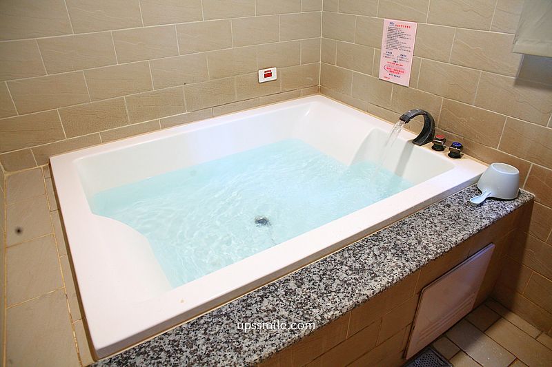 北投【美代溫泉飯店】，北投平價溫泉雙人湯屋平日540元，北投唯一雙泉質青磺泉和白磺泉2種泉質