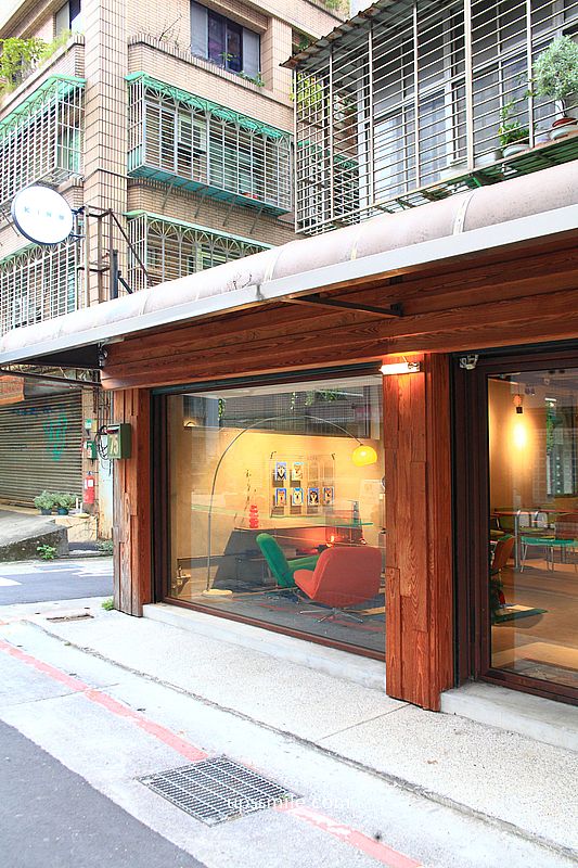 KINU Cafe (無提供訂位) 台北柴犬咖啡廳，新開幕2026捷運東門站寵物友善咖啡廳