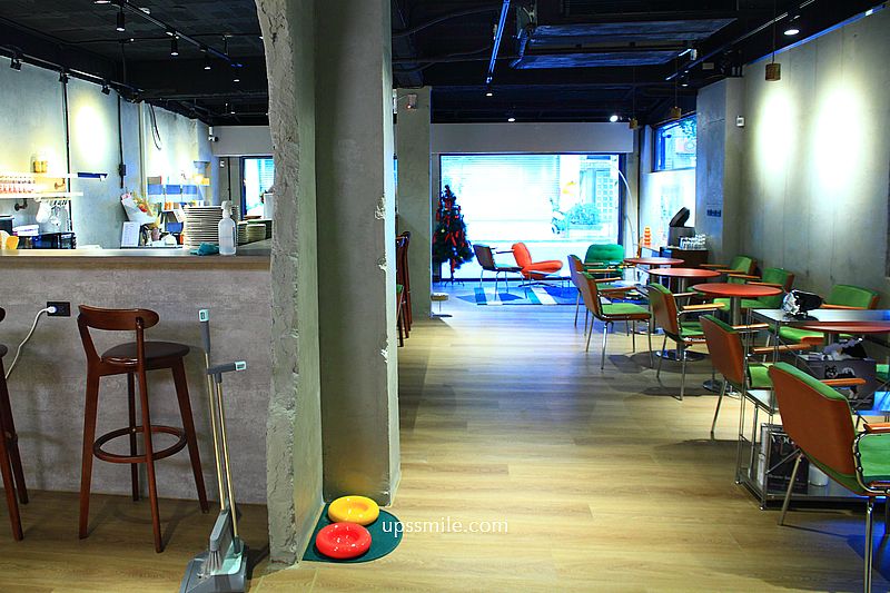 KINU Cafe (無提供訂位) 台北柴犬咖啡廳，新開幕2026捷運東門站寵物友善咖啡廳