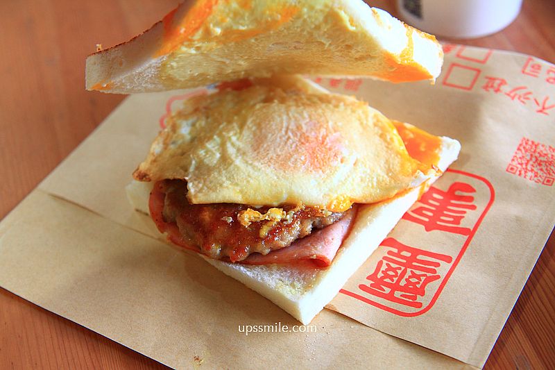 家有璽事排骨吐司，榮獲500碗1盤，新店炭烤吐司超狂厚片排骨