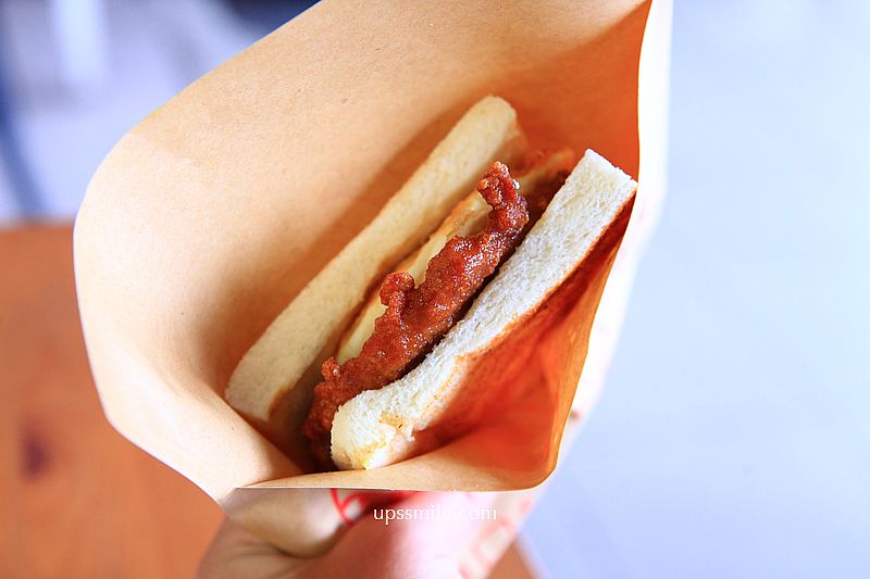 家有璽事排骨吐司，榮獲500碗1盤，新店炭烤吐司超狂厚片排骨