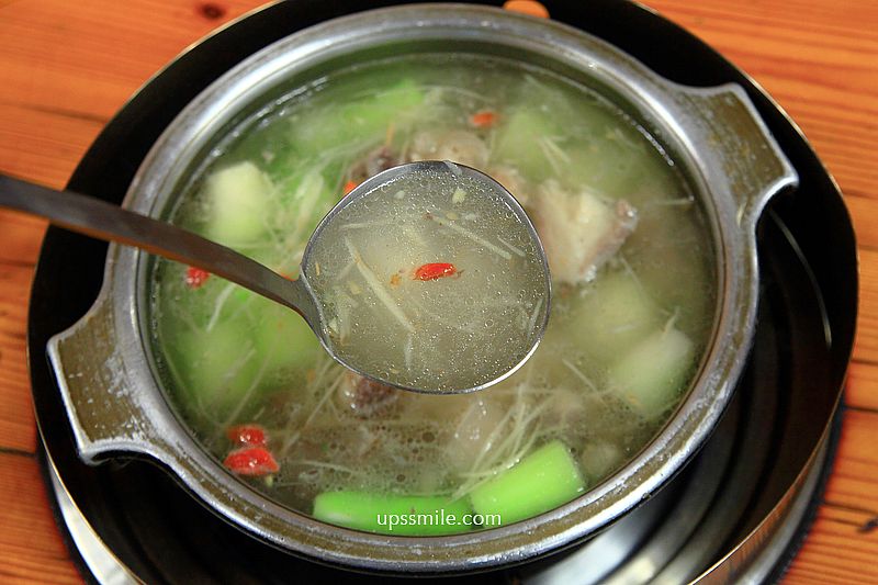 阿財蔬菜羊肉爐，台北老字號神級羊肉爐必吃，菜心羊清爽甘甜湯底銷魂