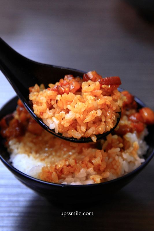 一碗小肥羊中和，中和黑金滷肉飯推薦，台北好喝羊肉專賣店，帶皮羊肉湯必吃