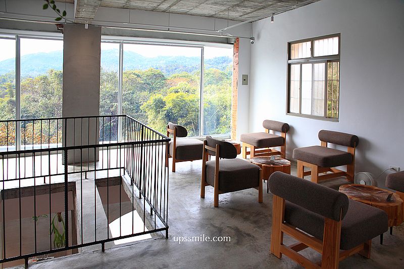 大白咖啡DABAI CAFE，南投魚池秘境咖啡廳，南投老宅改造清水模景觀咖啡廳，好絕美