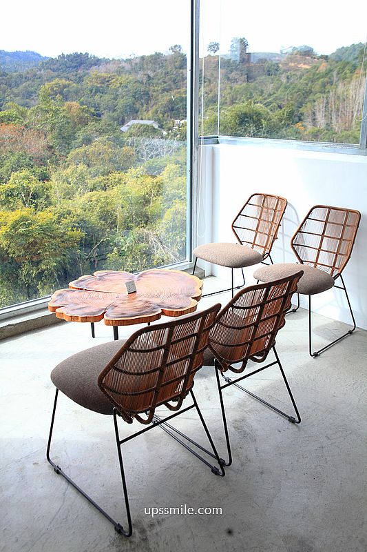 大白咖啡DABAI CAFE，南投魚池秘境咖啡廳，南投老宅改造清水模景觀咖啡廳，好絕美