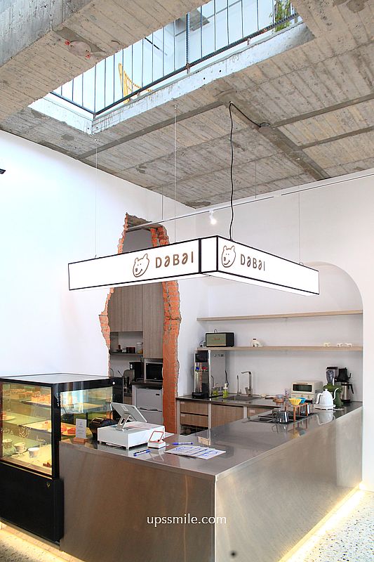 大白咖啡DABAI CAFE，南投魚池秘境咖啡廳，南投老宅改造清水模景觀咖啡廳，好絕美