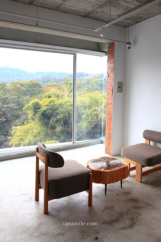 大白咖啡DABAI CAFE，南投魚池秘境咖啡廳，南投老宅改造清水模景觀咖啡廳，好絕美