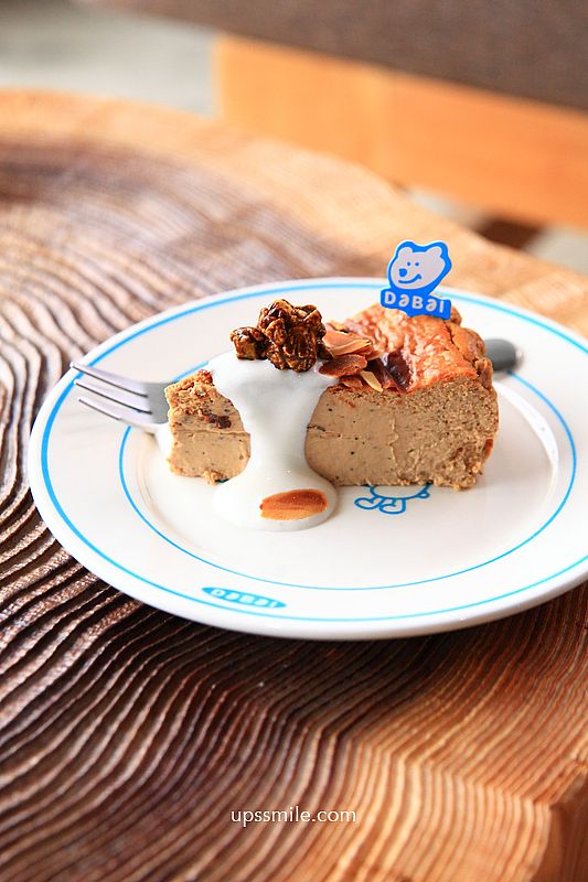 大白咖啡DABAI CAFE，南投魚池秘境咖啡廳，南投老宅改造清水模景觀咖啡廳，好絕美