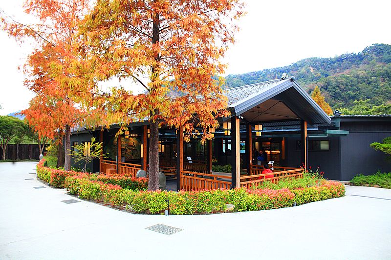 春水堂南投國姓千坪日式森林茶屋景觀咖啡廳【春秋山林】足浴超放鬆 春水堂南投國姓千坪日式森林茶屋景觀咖啡廳【春秋山林】足浴超放鬆