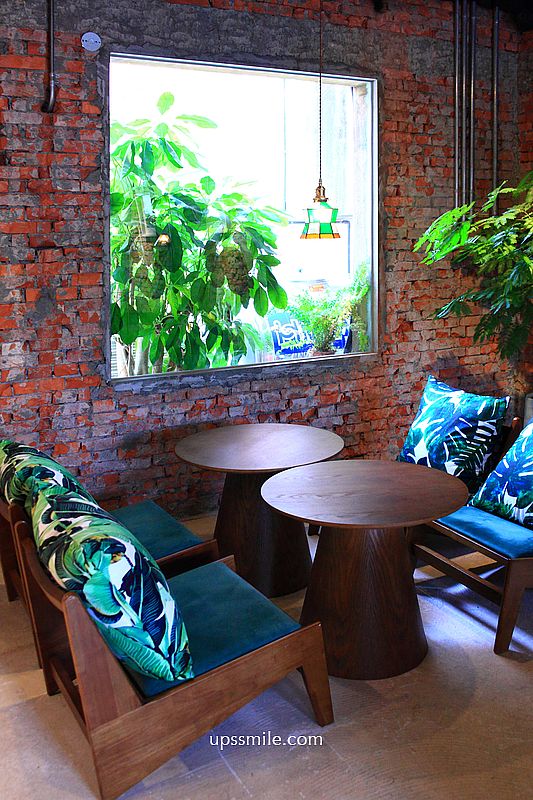 NanBoo南部人製菓，台中老宅爆漿卡士達法式千層酥，庭院有法式金屬餐車