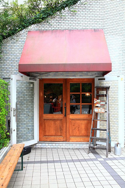 【大阪梅田甜點】grenier 梅田店 grenier Umeda branch，香濃卡士達爆漿大阪烤布蕾千層酥