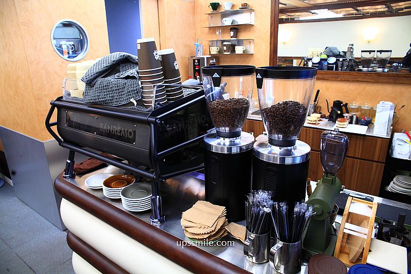 台中摩登復古風早午餐咖啡廳【Celaffee Cafe】向上市場自家烘焙咖啡廳改裝超美