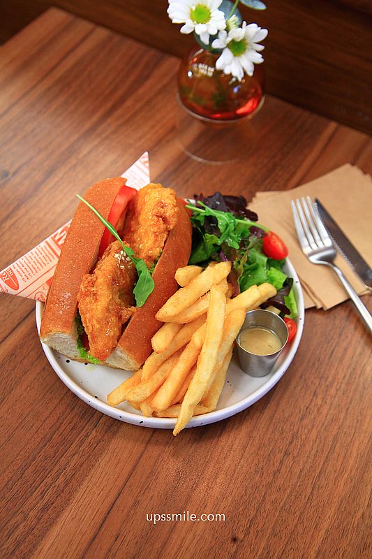 台中摩登復古風早午餐咖啡廳【Celaffee Cafe】向上市場自家烘焙咖啡廳改裝超美