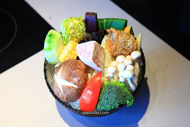 桃園藝文特區夜店風火鍋【派大鮮精緻鍋物】活體海鮮頂級鍋物