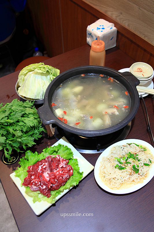 台中羊肉爐【阿誌蔬菜羊肉爐】本土溫體羊肉,台中菜心羊清甜湯底推薦 台中羊肉爐【阿誌蔬菜羊肉爐】本土溫體羊肉,台中菜心羊清甜湯底推薦