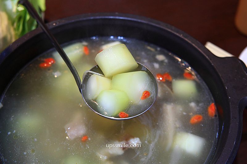 台中羊肉爐【阿誌蔬菜羊肉爐】本土溫體羊肉,台中菜心羊清甜湯底推薦 台中羊肉爐【阿誌蔬菜羊肉爐】本土溫體羊肉,台中菜心羊清甜湯底推薦