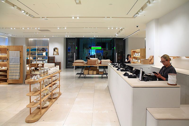 大阪景點【ZARA HOME Grand Front Osaka店】梅田逛街地標，必買香氛zaza home Palo santo