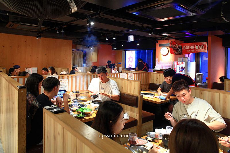 燒肉力丸道頓堀店，大阪和牛燒肉吃到飽推薦，跑跑人旁的道頓堀美食