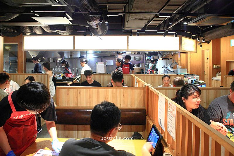 燒肉力丸道頓堀店，大阪和牛燒肉吃到飽推薦，跑跑人旁的道頓堀美食