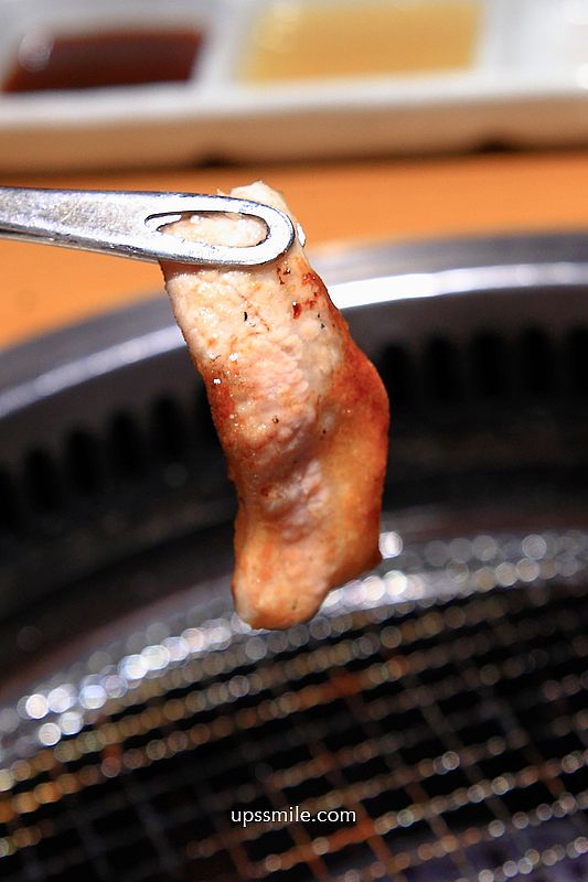 燒肉力丸道頓堀店，大阪和牛燒肉吃到飽推薦，跑跑人旁的道頓堀美食