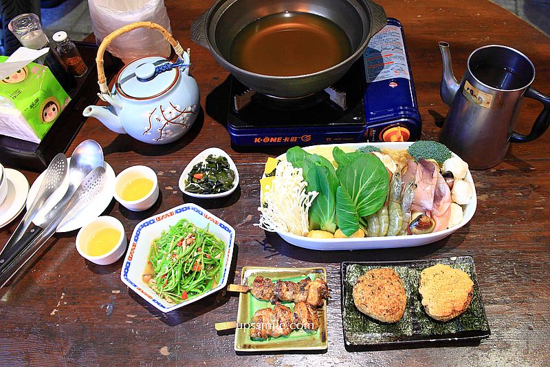 台中北屯美食【港町十三番地太原店】老字號台中日式居酒屋,必吃燒烤烤飯糰火鍋 台中北屯美食【港町十三番地太原店】老字號台中日式居酒屋,必吃燒烤烤飯糰火鍋