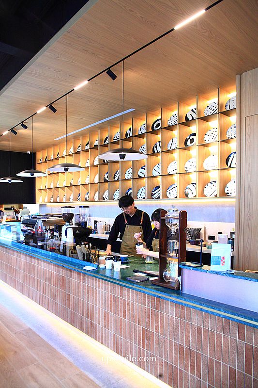 萃99’Caffee新農旗艦店，桃園楊梅玻璃屋義式料理咖啡廳，複合式經營烘焙麵包店