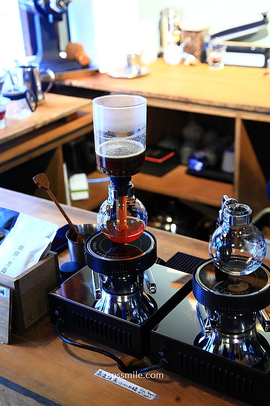 宜蘭礁溪日式咖啡廳【珈琲方島】虹吸手沖咖啡,日式侘寂風咖啡秒飛日本 宜蘭礁溪日式咖啡廳【珈琲方島】虹吸手沖咖啡,日式侘寂風咖啡秒飛日本