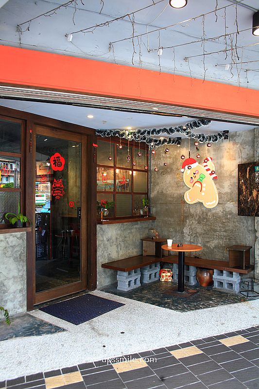 萬華美食【燒杯咖啡藝廚】 台北法鬥寵物友善咖啡廳,必吃火鍋簡餐與手作咖啡燒杯 萬華美食【燒杯咖啡藝廚】 台北法鬥寵物友善咖啡廳,必吃火鍋簡餐與手作咖啡燒杯