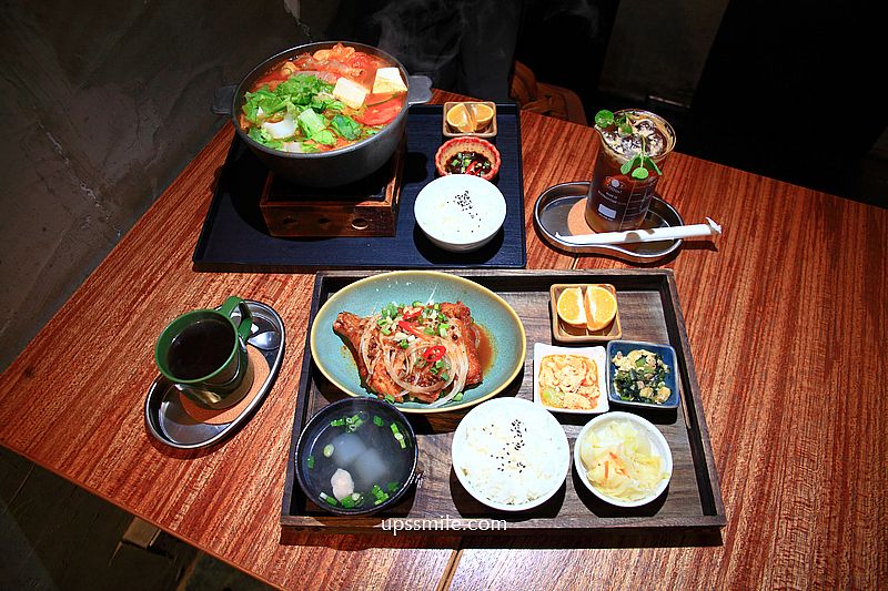 萬華美食【燒杯咖啡藝廚】 台北法鬥寵物友善咖啡廳,必吃火鍋簡餐與手作咖啡燒杯 萬華美食【燒杯咖啡藝廚】 台北法鬥寵物友善咖啡廳,必吃火鍋簡餐與手作咖啡燒杯