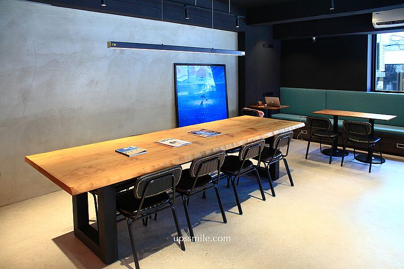 蒼蠅哥肉桂捲【Fly cafe 安和店】插旗捷運信義安和站咖啡廳2分店，台北最強肉桂捲