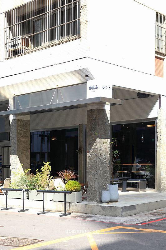 ORA Studio 台中科博館咖啡廳,台中白咖夜酒,台中好吃巴斯克蛋糕 ORA Studio 台中科博館咖啡廳,台中白咖夜酒,台中好吃巴斯克蛋糕