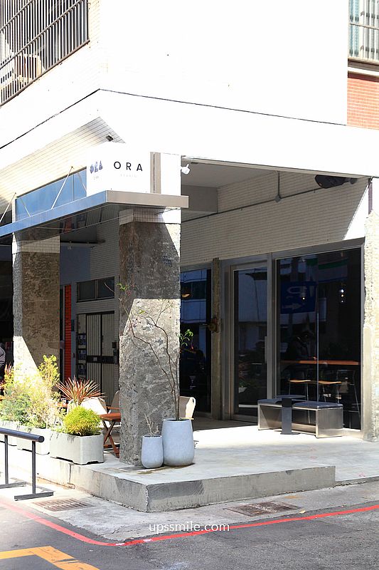 ORA Studio 台中科博館咖啡廳,台中白咖夜酒,台中好吃巴斯克蛋糕 ORA Studio 台中科博館咖啡廳,台中白咖夜酒,台中好吃巴斯克蛋糕