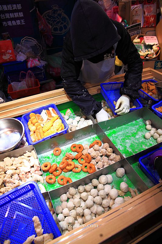 萬華東三水街市場【艋舺大豐魚丸店】70年老店必吃炸牛蒡甜不辣、紅燒肉、芋頭