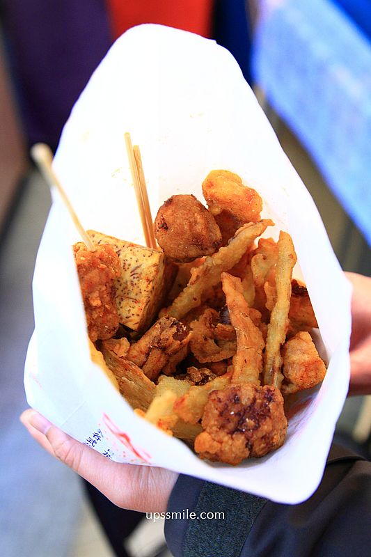 萬華東三水街市場【艋舺大豐魚丸店】70年老店必吃炸牛蒡甜不辣、紅燒肉、芋頭