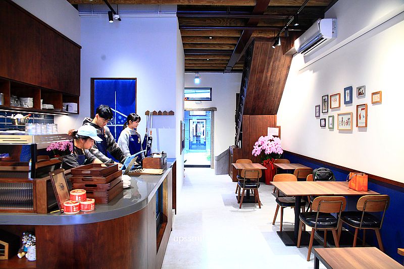 大稻埕咖啡廳【嘉點CHIA.CAFE】台北老宅咖啡廳，必吃炸唐揚雞套餐與麵茶古早味蛋糕