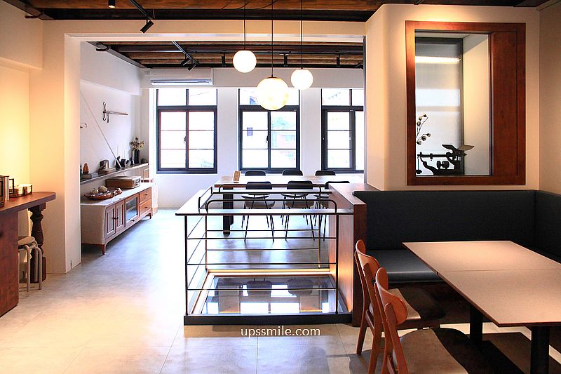 大稻埕咖啡廳【嘉點CHIA.CAFE】台北老宅咖啡廳，必吃炸唐揚雞套餐與麵茶古早味蛋糕