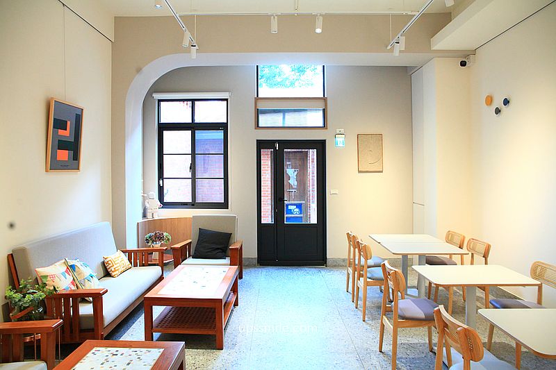 大稻埕咖啡廳【嘉點CHIA.CAFE】台北老宅咖啡廳，必吃炸唐揚雞套餐與麵茶古早味蛋糕