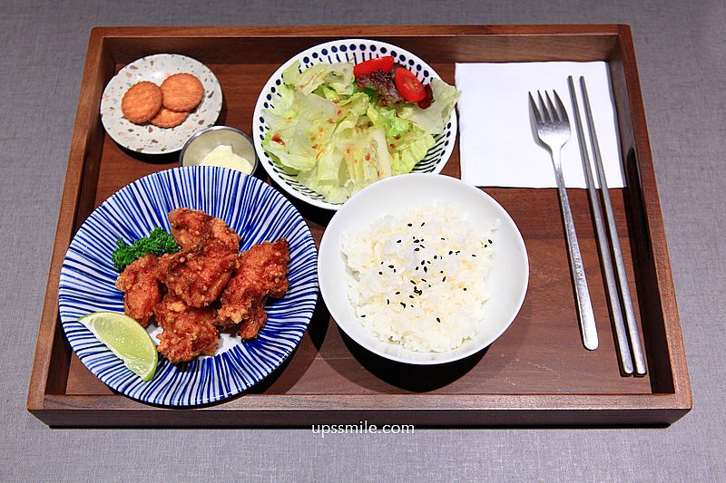 大稻埕咖啡廳【嘉點CHIA.CAFE】台北老宅咖啡廳，必吃炸唐揚雞套餐與麵茶古早味蛋糕