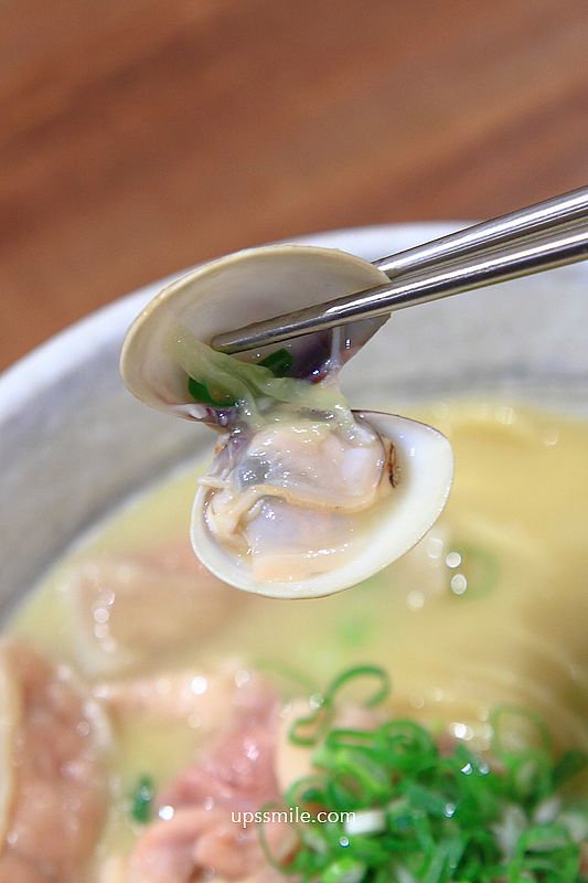 台北美食【焰禾炒飯雞湯麵】有平價鼎泰豐實力,必吃雞湯麵與排骨炒飯 台北美食【焰禾炒飯雞湯麵】有平價鼎泰豐實力,必吃雞湯麵與排骨炒飯