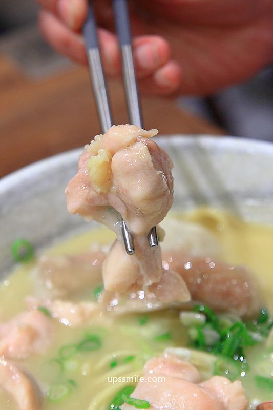 台北美食【焰禾炒飯雞湯麵】有平價鼎泰豐實力,必吃雞湯麵與排骨炒飯 台北美食【焰禾炒飯雞湯麵】有平價鼎泰豐實力,必吃雞湯麵與排骨炒飯